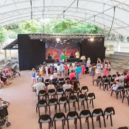 Officiel Siblu Les Pierres Couchees Сен-Бревен-ле-Пен