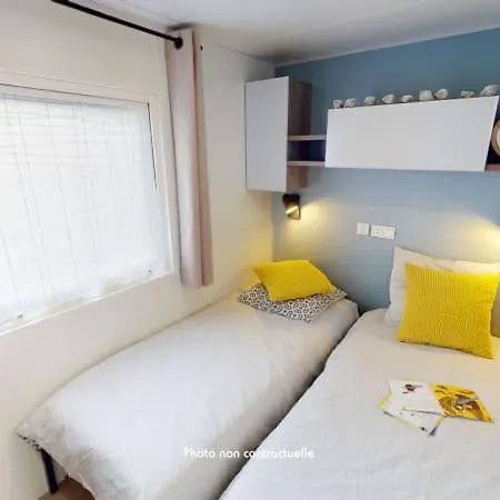 Officiel Siblu Les Pierres Couchees Кемпинг