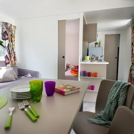 Officiel Siblu Les Pierres Couchees Сен-Бревен-ле-Пен