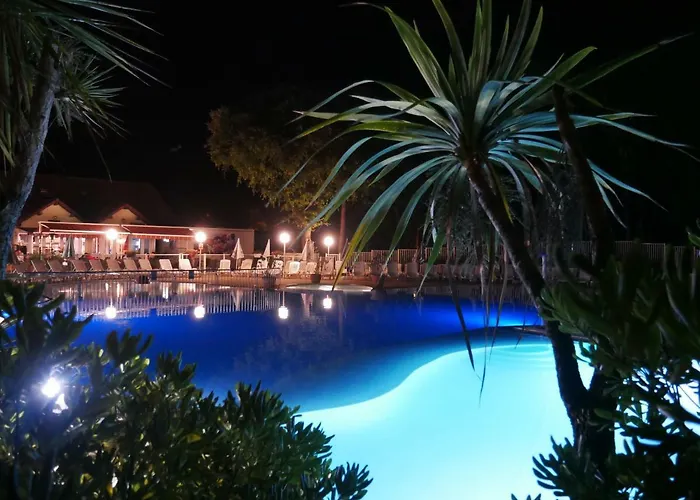 Kemping Officiel Siblu Les Pierres Couchees Saint-Brévin-les-Pins