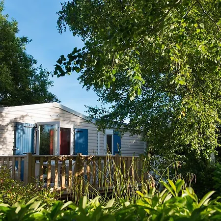 キャンプ場 Officiel Siblu Les Pierres Couchees サン・ブルヴァン・レ・パン