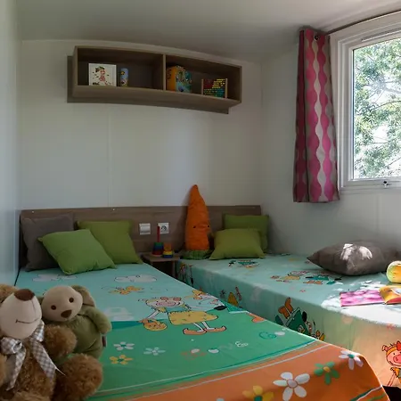 Officiel Siblu Les Pierres Couchees Campsite