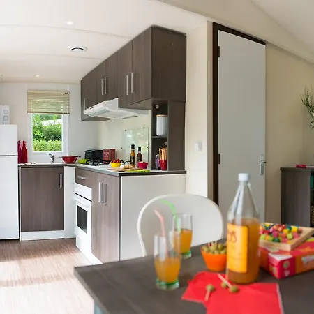 キャンプ場 Officiel Siblu Les Pierres Couchees 4*