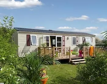 Campsite Officiel Siblu Les Pierres Couchees 4*