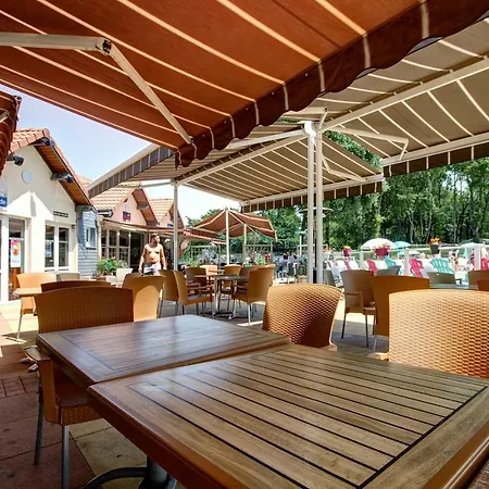 キャンプ場 Officiel Siblu Les Pierres Couchees 4*