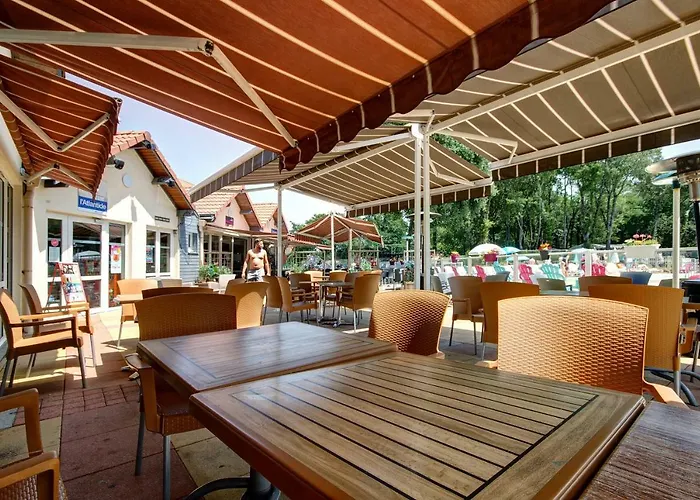 Campingplads Officiel Siblu Les Pierres Couchees 4*